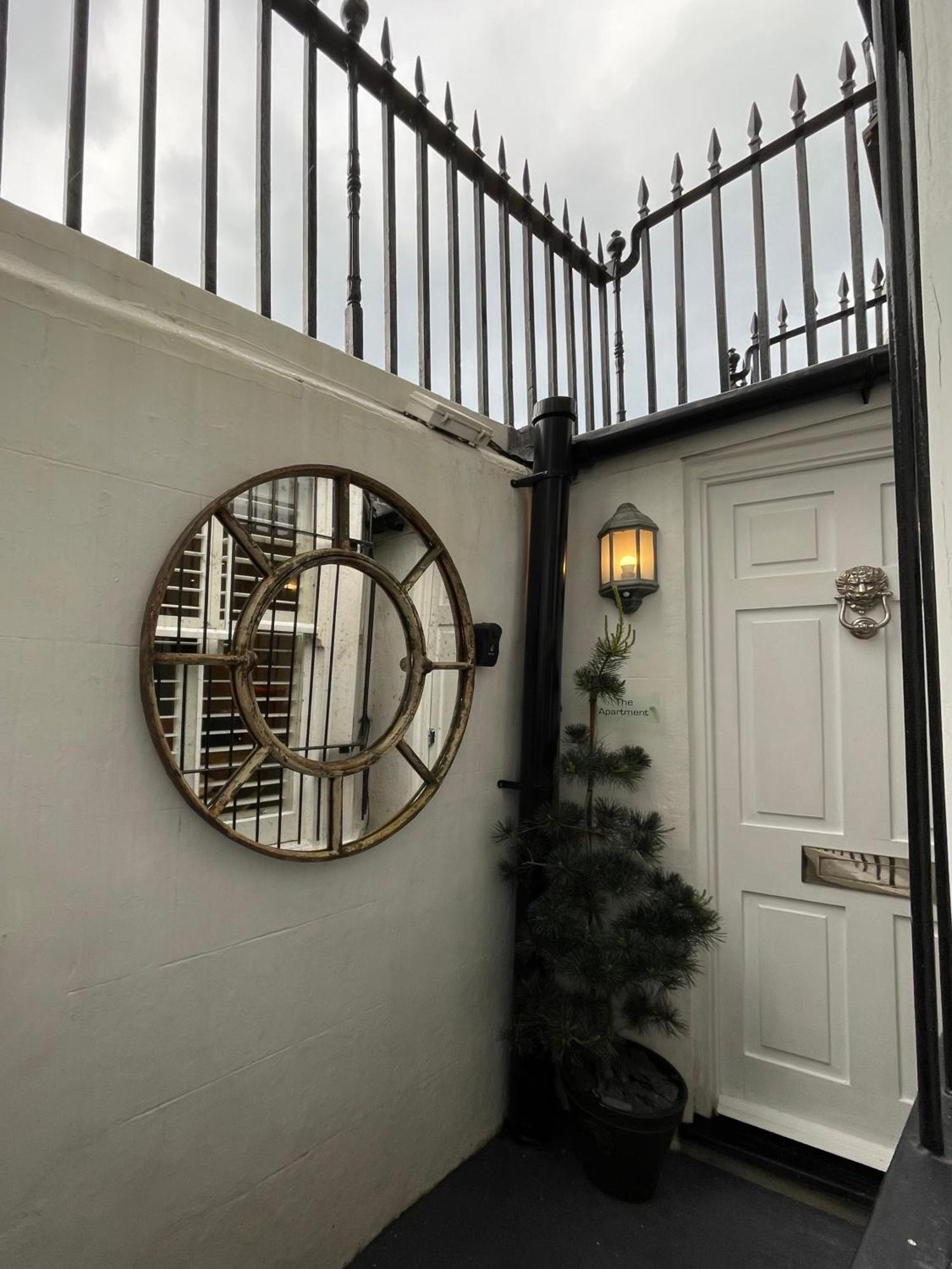 Parking Free On-site Ev Appartement *